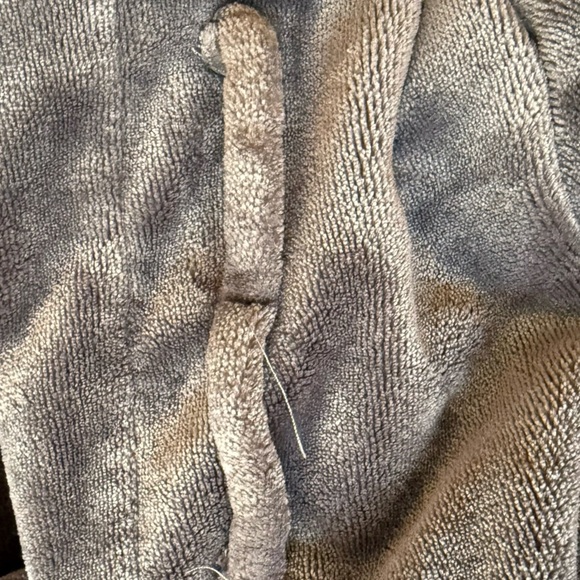 Pottery Barn Long Robe Womens Large Dark Gray Shawl Collar *Missing Belt - Picture 6 of 8